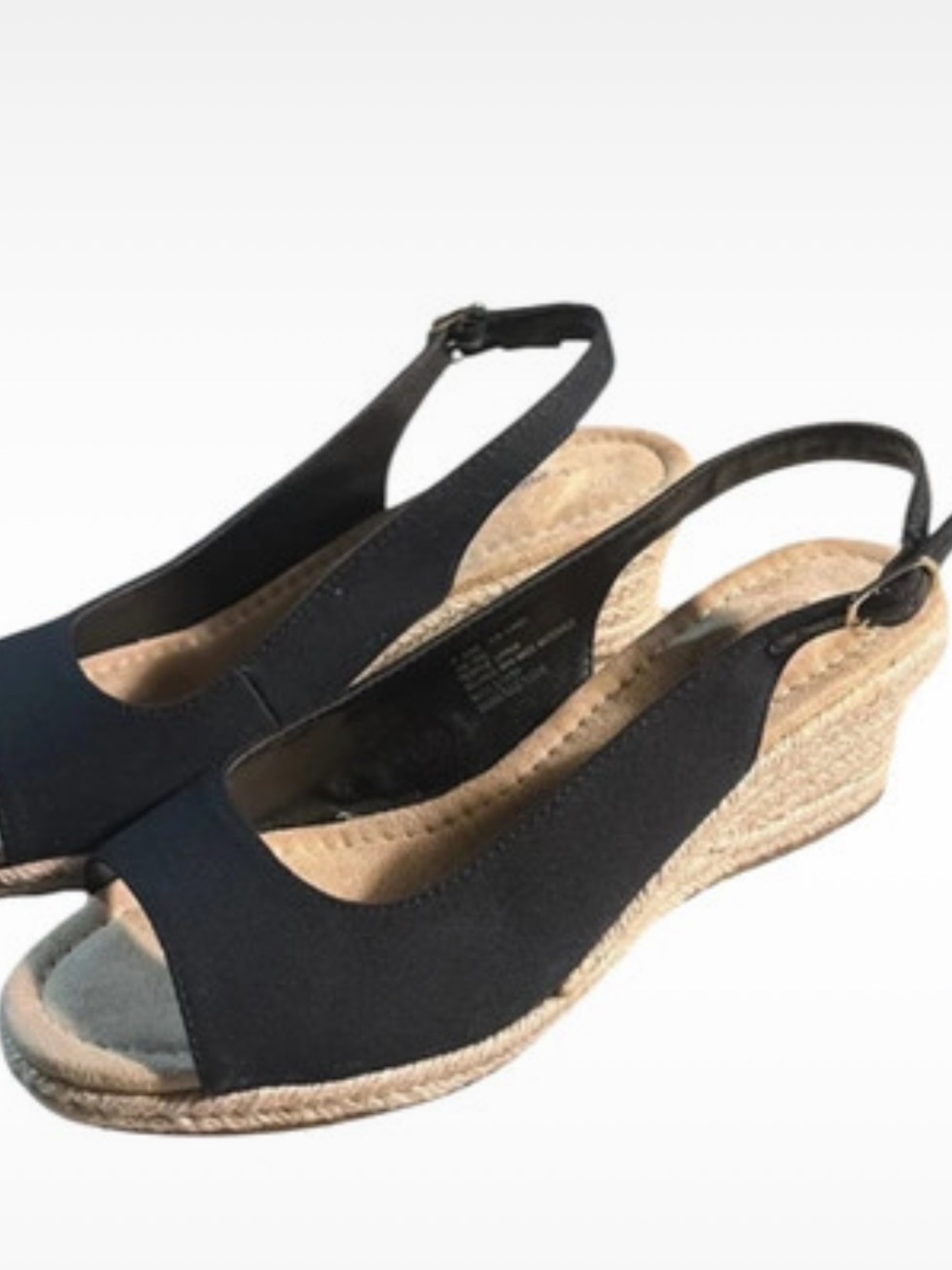 ST. JOHN’S BAY LINDY SANDAL